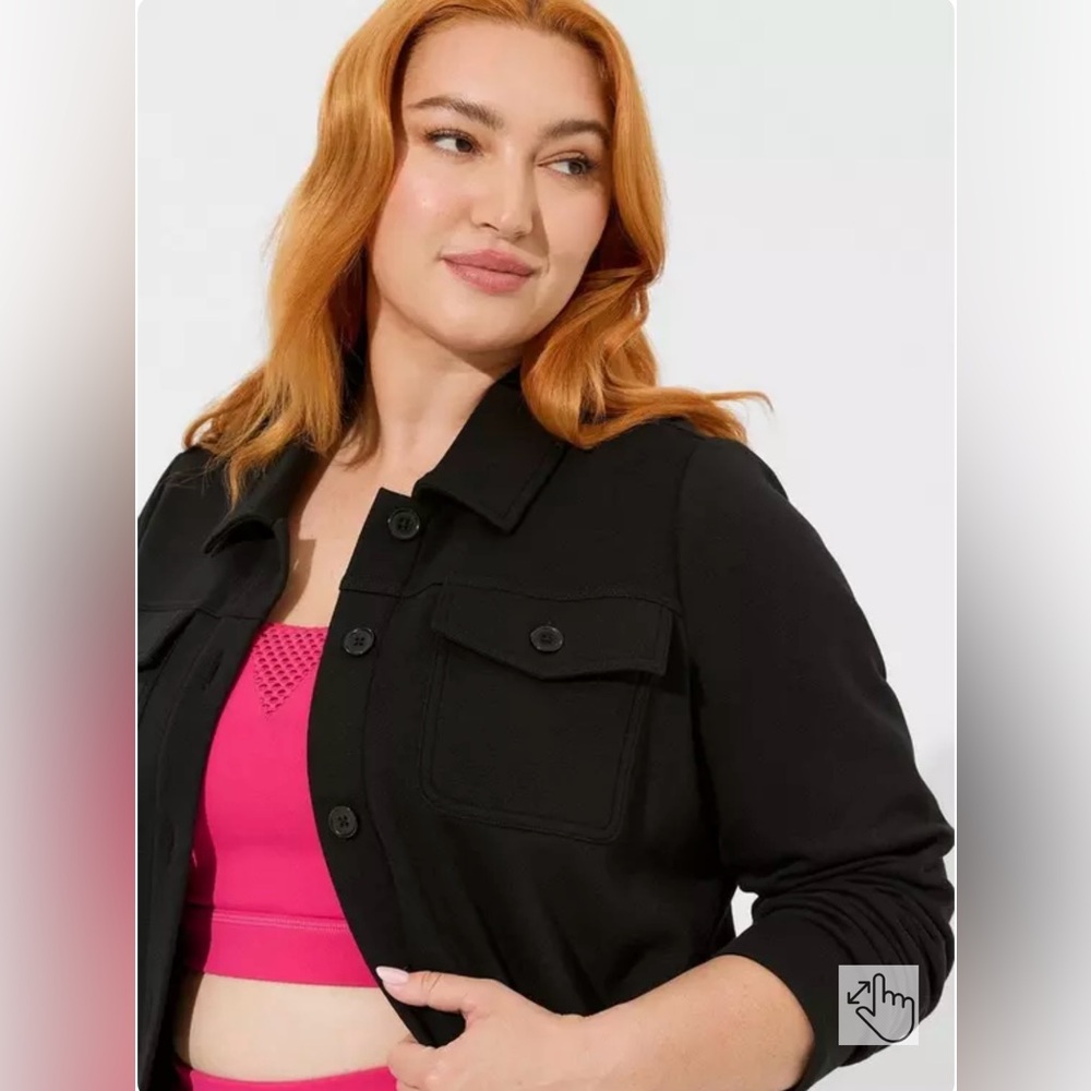 Torrid Brushed Fleece Active Shacket in Deep Black Plus Size 3 - Picture 4 of 7